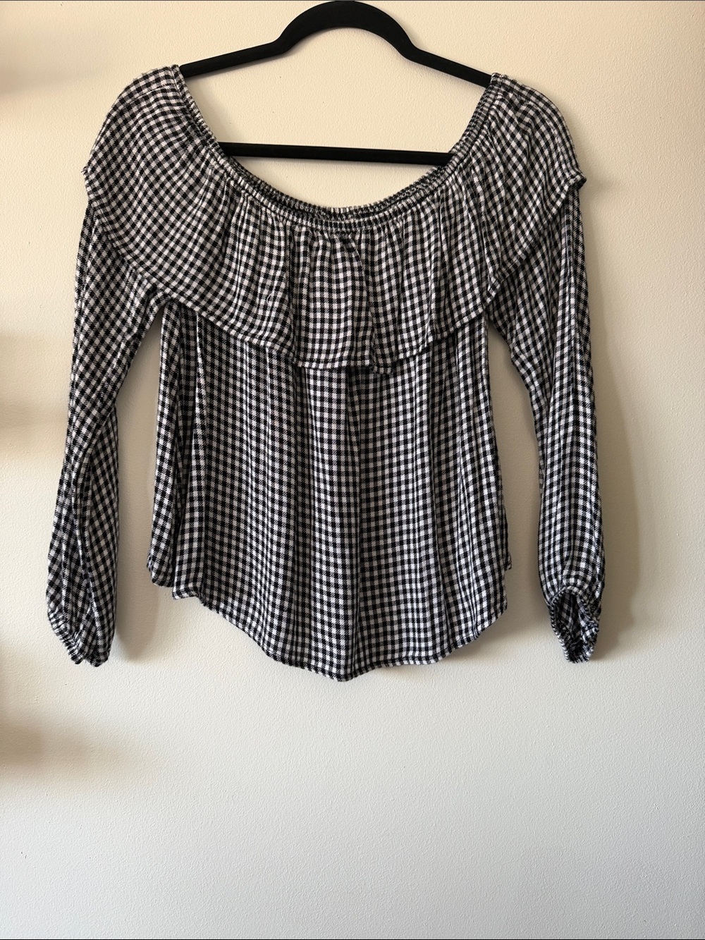 Mossimo|Women’s Black & White Gingham Off-Shoulder Blouse|Medium|EUC